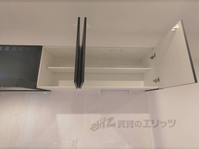 キッチン　上部収納
