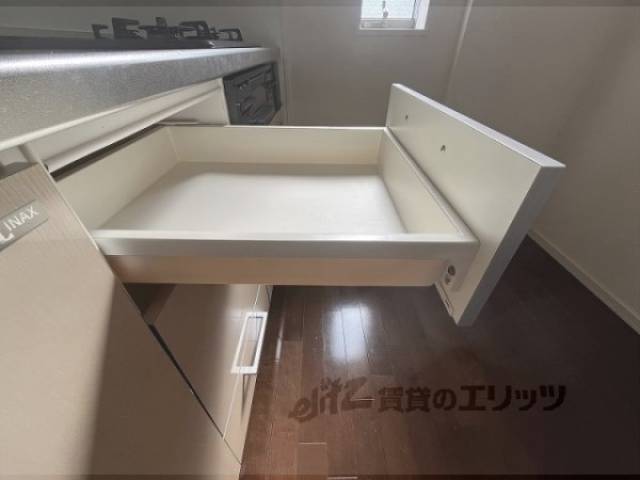 収納　キッチン