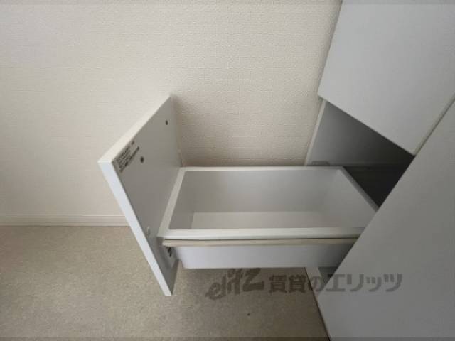 収納　キッチン