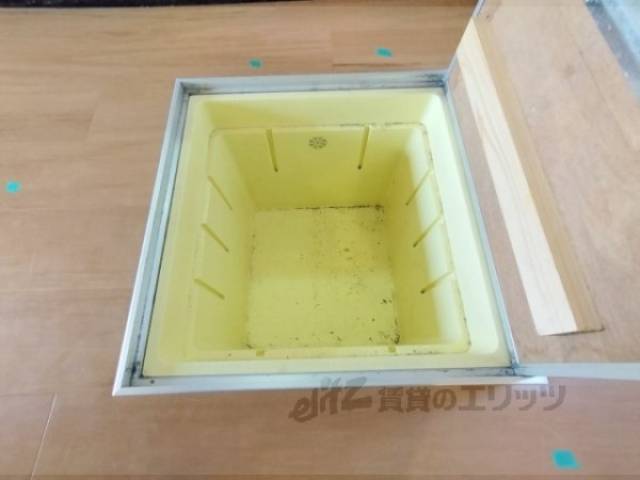 床下収納