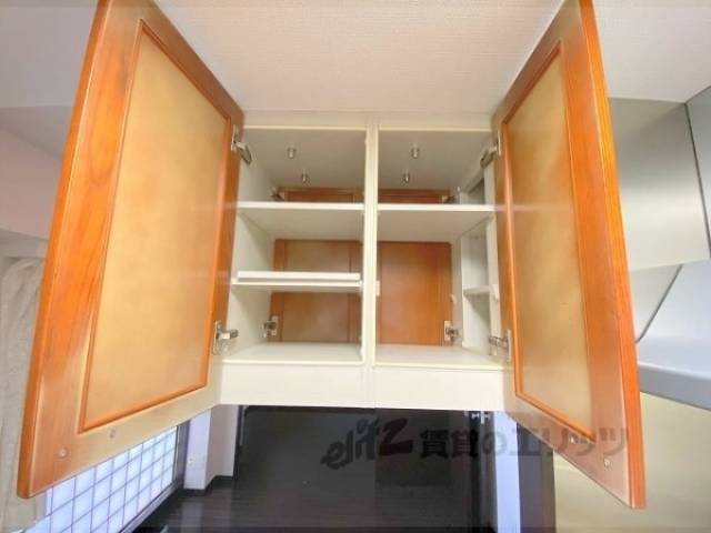 キッチン　収納