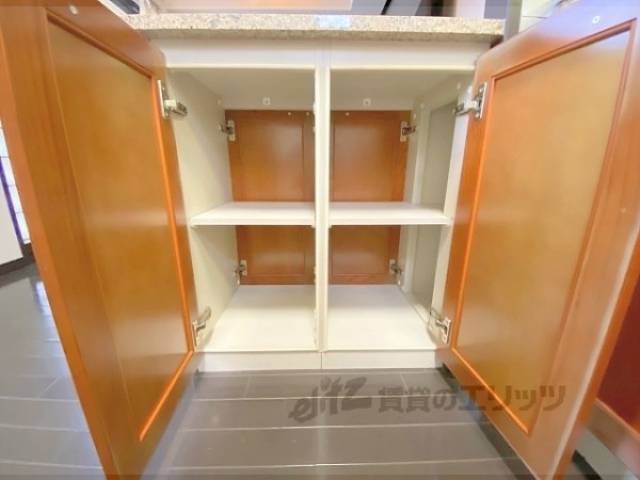 キッチン　収納