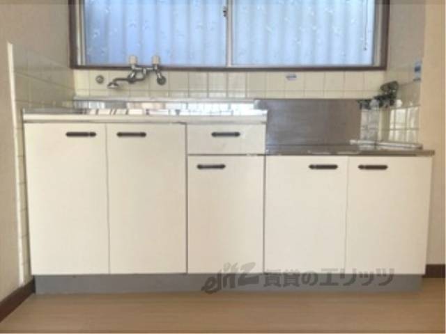 キッチン　収納