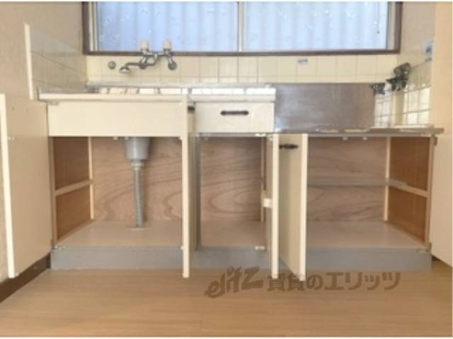 キッチン　収納