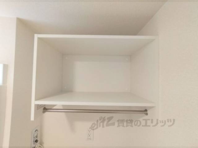 洗濯機置場　棚