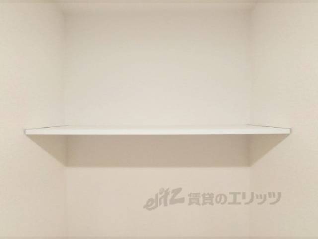 トイレ　棚