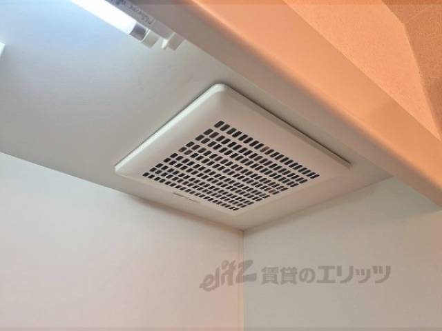 キッチン　換気扇