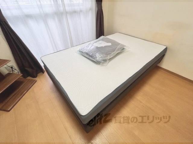 ベッド