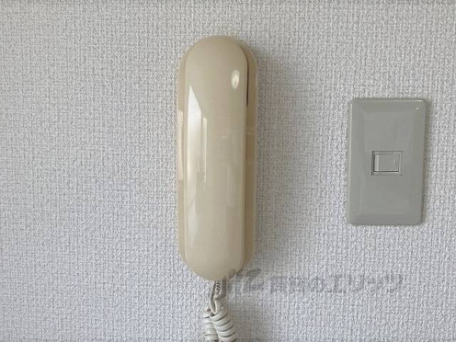 インターホン