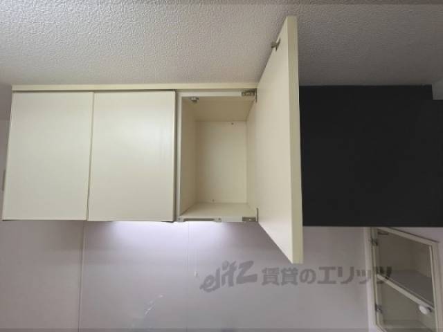 収納　キッチン