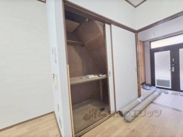 リビング　収納