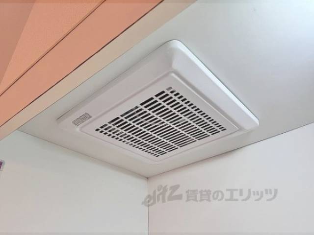 キッチン　換気扇