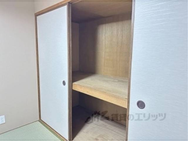 収納　押入れ