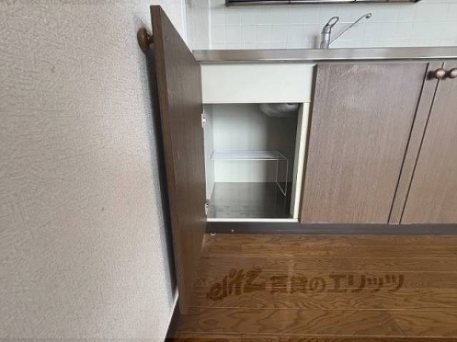 収納　キッチン