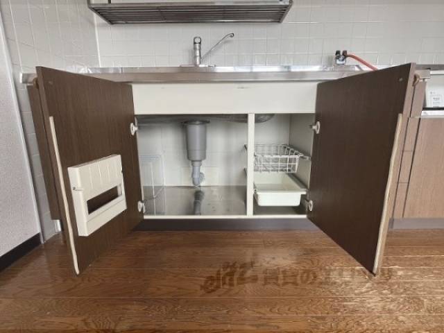 収納　キッチン