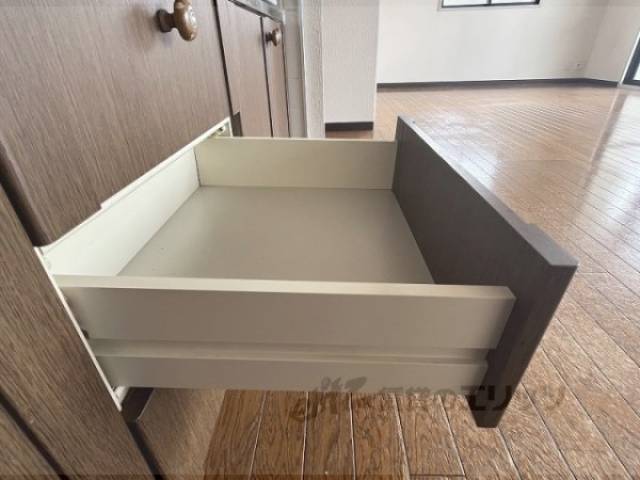 収納　キッチン