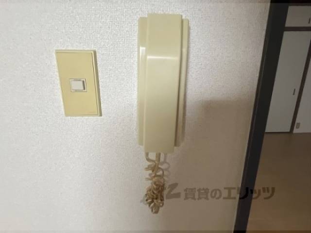 インターホン