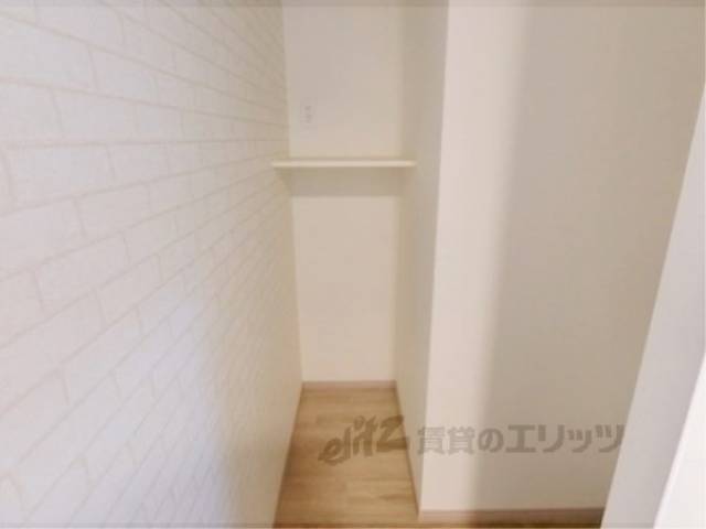 収納　キッチン横