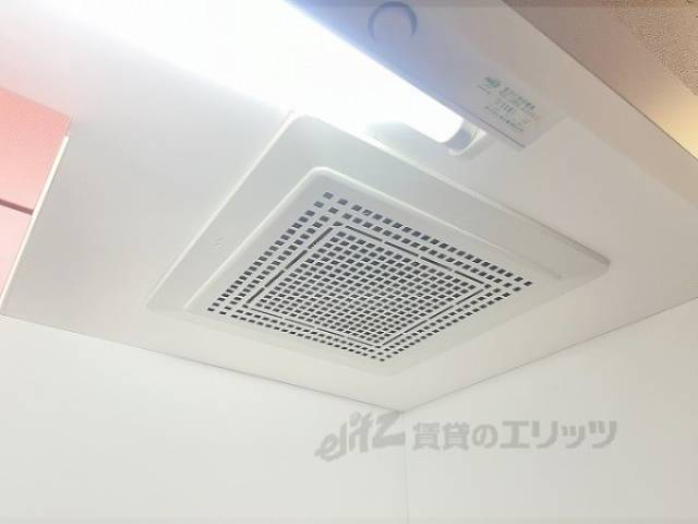 キッチン　換気扇