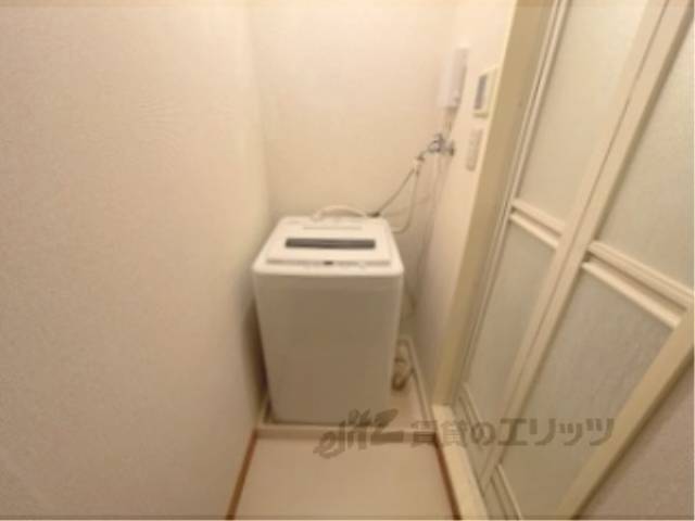 洗濯機置場　家電付き