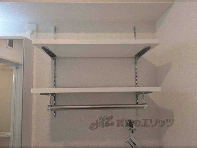 洗濯機置場　収納