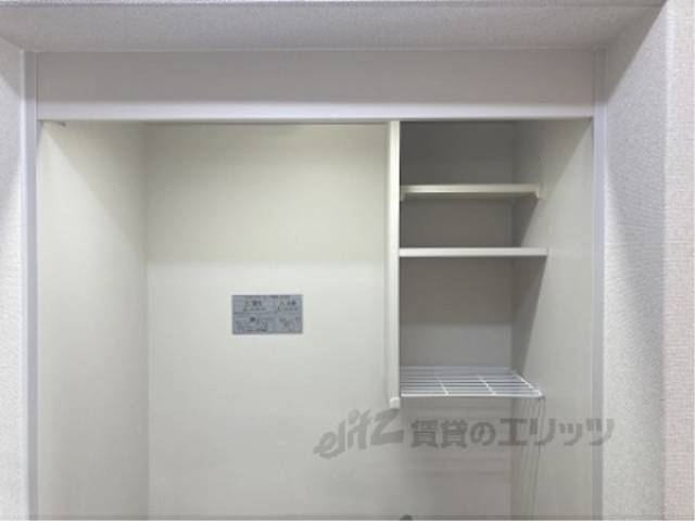 キッチン　上部収納