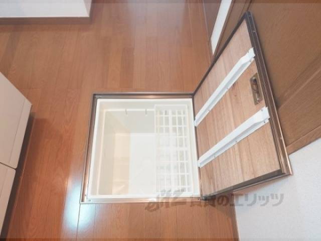 床下収納