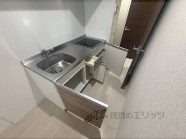 キッチン　収納下部