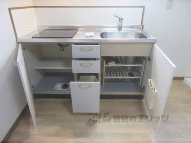 キッチン　収納