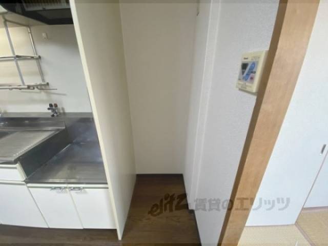 冷蔵庫置場