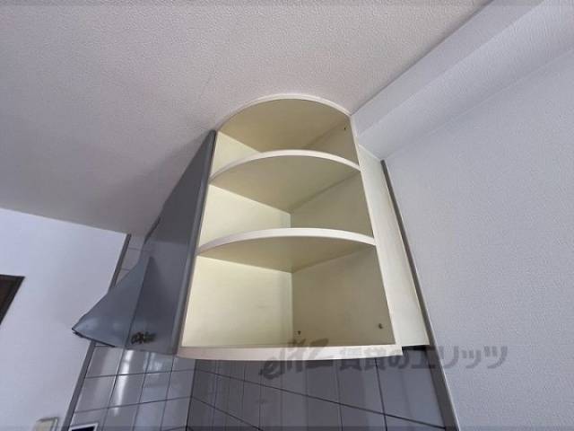 キッチン　棚