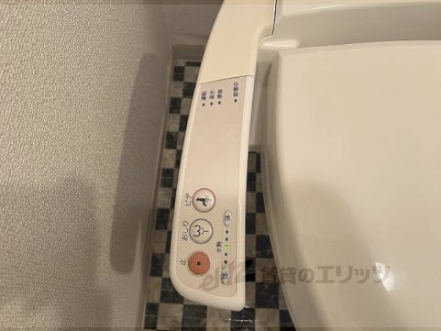 トイレ　ウォシュレット