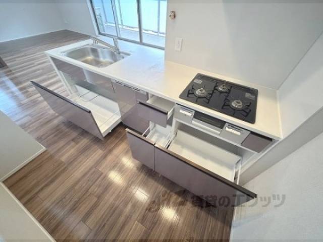 キッチン　キッチン下部収納