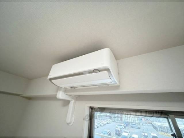 エアコン　リビングエアコン