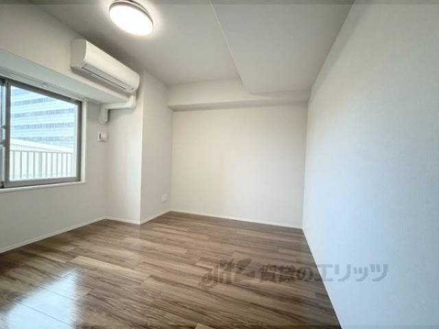 洋室　7.5帖洋室