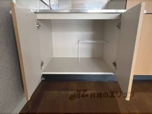 収納　キッチン