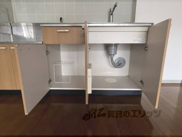 収納　キッチン