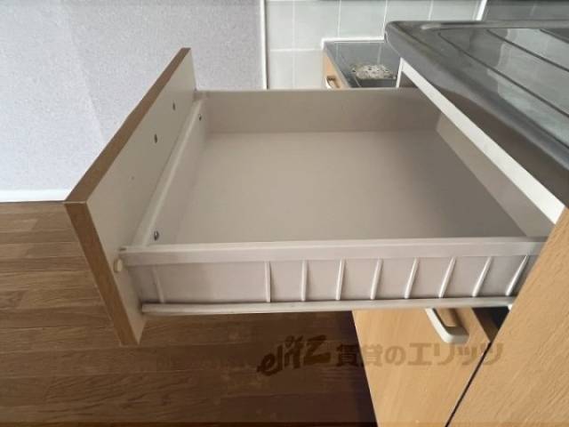 収納　キッチン