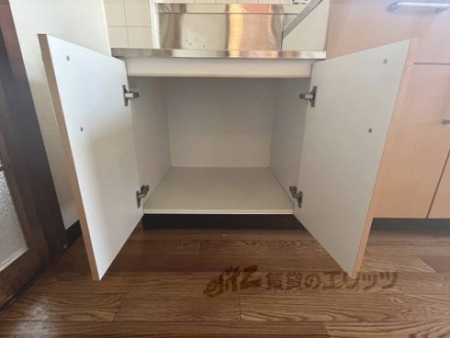 収納　キッチン