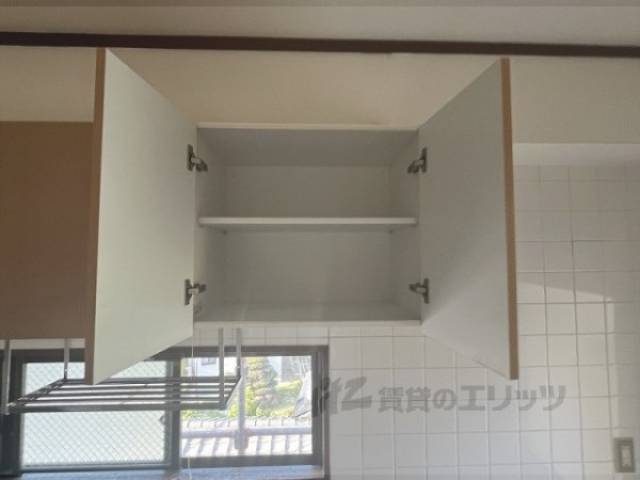 収納　キッチン
