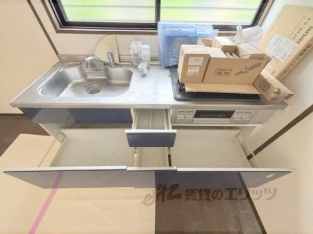 キッチン　下部収納