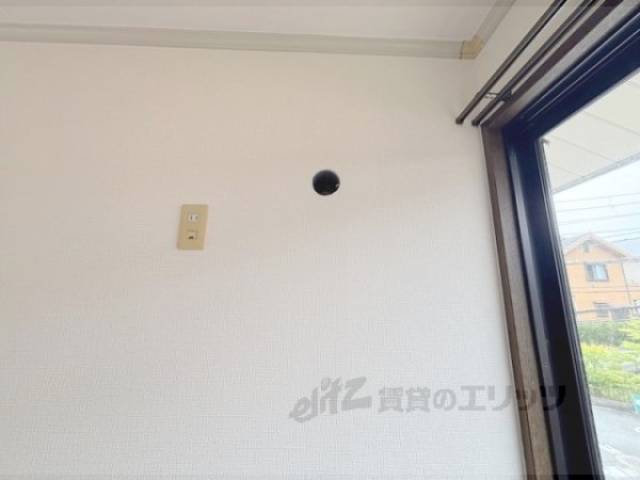 エアコン　設置場所