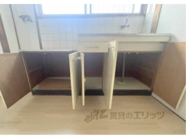 キッチン　収納