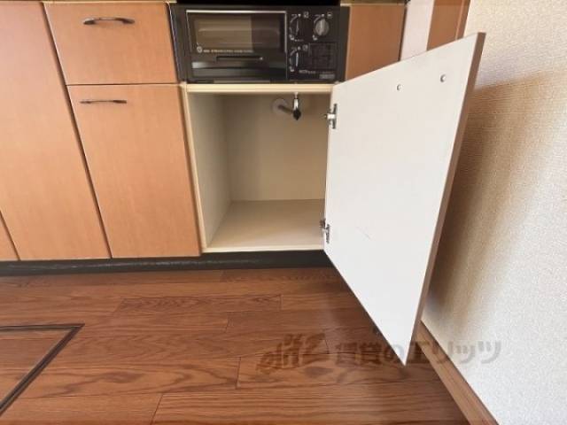 収納　キッチン