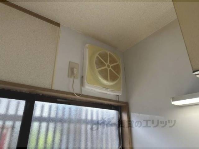 キッチン　換気扇