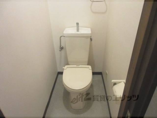 トイレ　２階トイレ