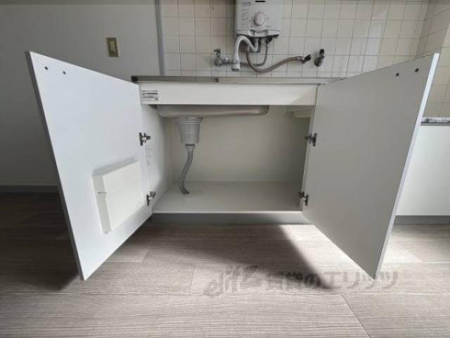 収納　キッチン