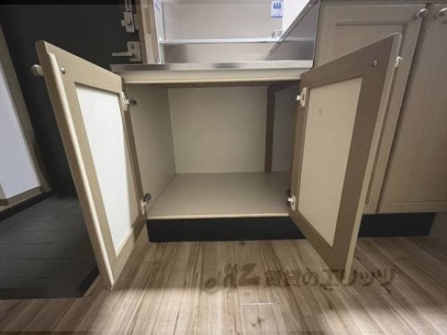 収納　キッチン