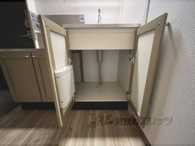 収納　キッチン