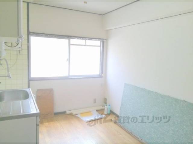 キッチン　清掃中になります